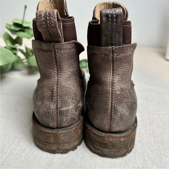 John Fluevog Chelsea Boots Brown Distressed Leather Pull On Women’s Size 8W - Picture 7 of 16